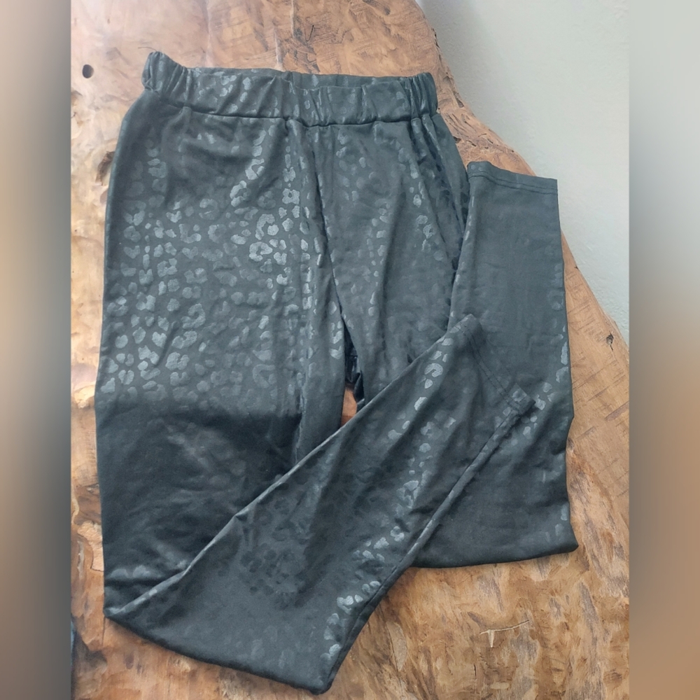 SHEIN Black Animal Print Leggings